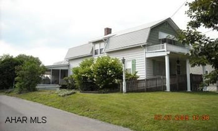 WELL KEPT TWO STORY IN FORT FETTER AREA WITH GOOD MECHANICS, CENTRAL AIR, GARAGE WITH WORKSHOP AND SCREENED IN PATIO.  QUIET AREA! WELL KEPT TWO STORY IN FORT FETTER AREA WITH APPLIANCES, GOOD CARPET, CENTRAL AIR, GARAGE WITH WORKSHOP, 1 CAR CARPORT, GOOD PARKING, 200 AMP BREAKERS, FAMILY ROOM WITH LAUNDRY ON 1ST FLOOR, 3 BEDROOMS, 1.5 BATHS, LARGE KITCHEN AND MORE.  CALL MIKE MANGIA 932-8888.