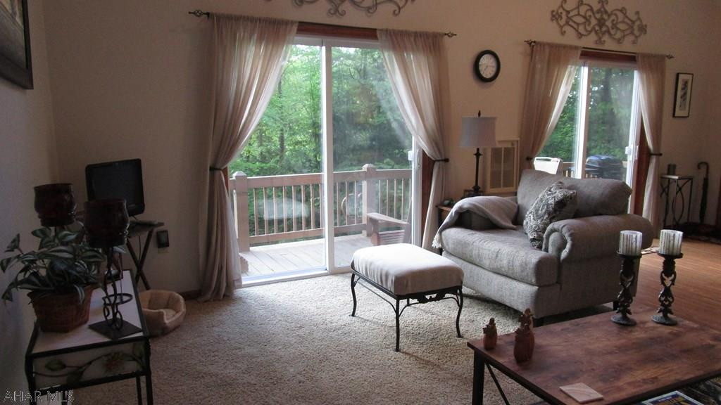 Glendale Yearound - Residential