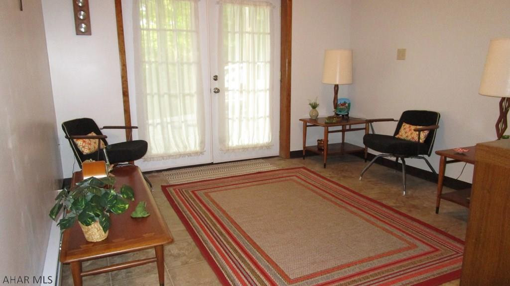 Glendale Yearound - Residential