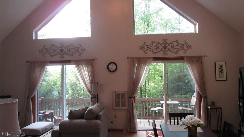 Glendale Yearound - Residential