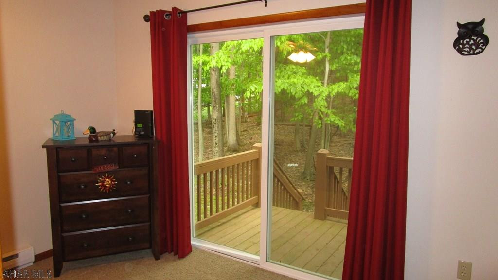 Glendale Yearound - Residential