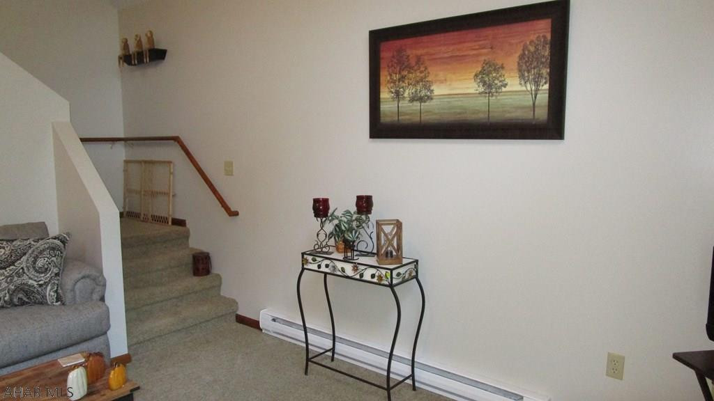 Glendale Yearound - Residential