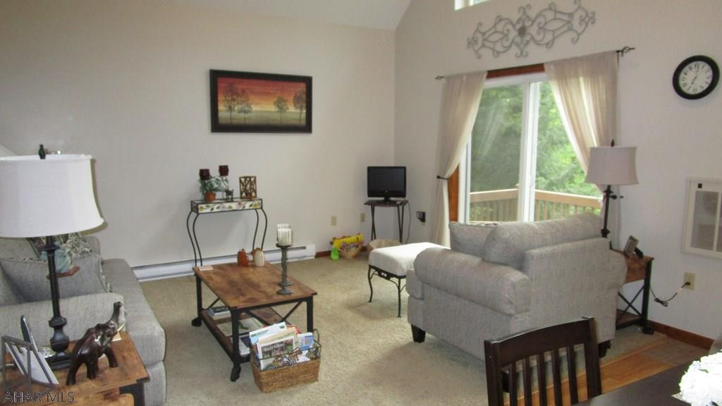 Glendale Yearound - Residential