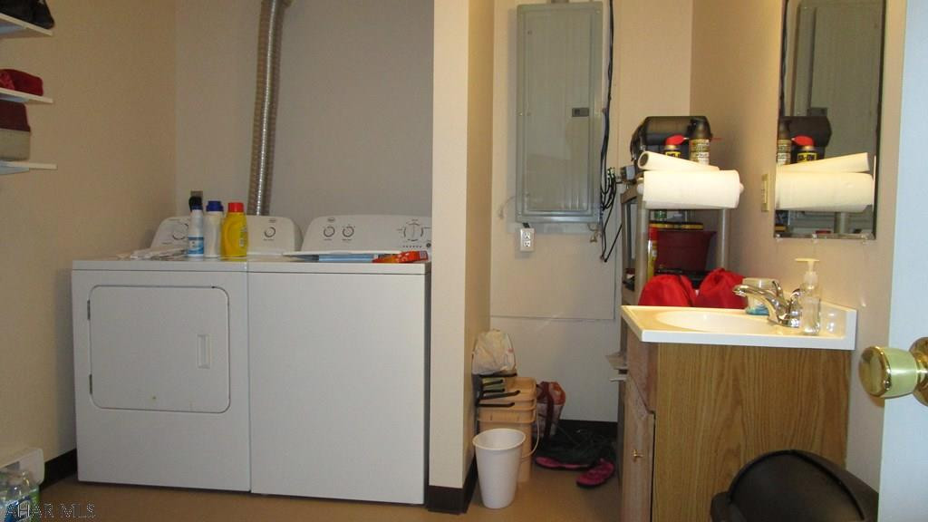 Glendale Yearound - Residential