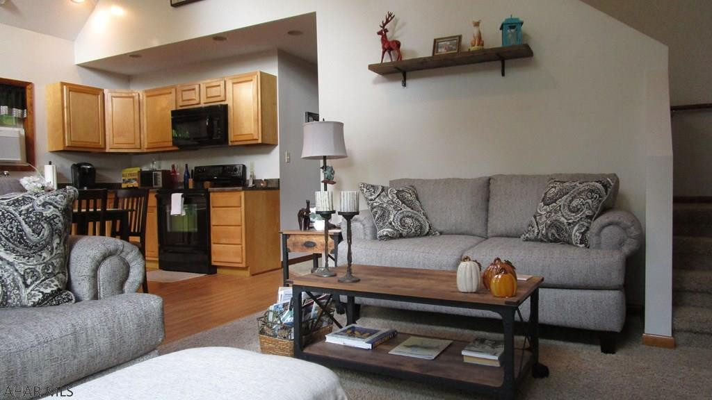 Glendale Yearound - Residential