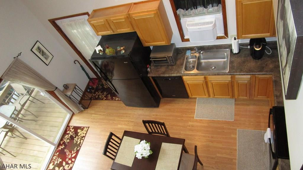 Glendale Yearound - Residential