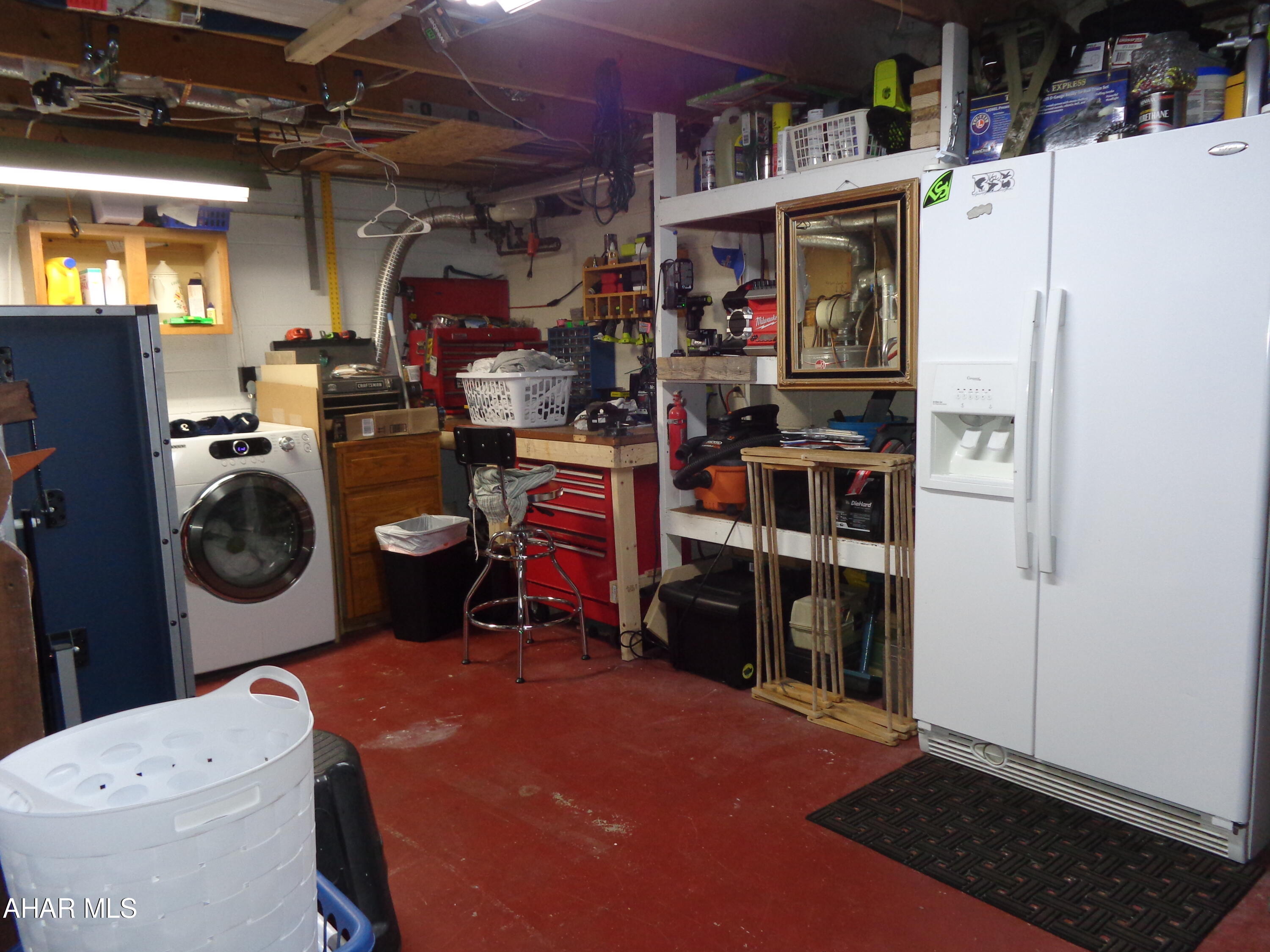 Maple Hollow - Residential