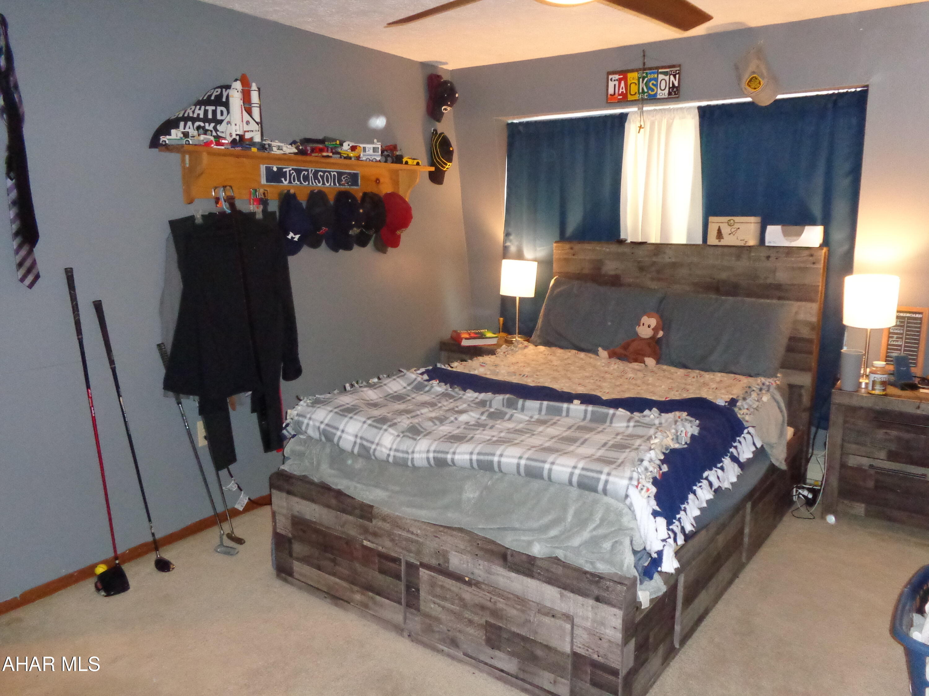 Maple Hollow - Residential