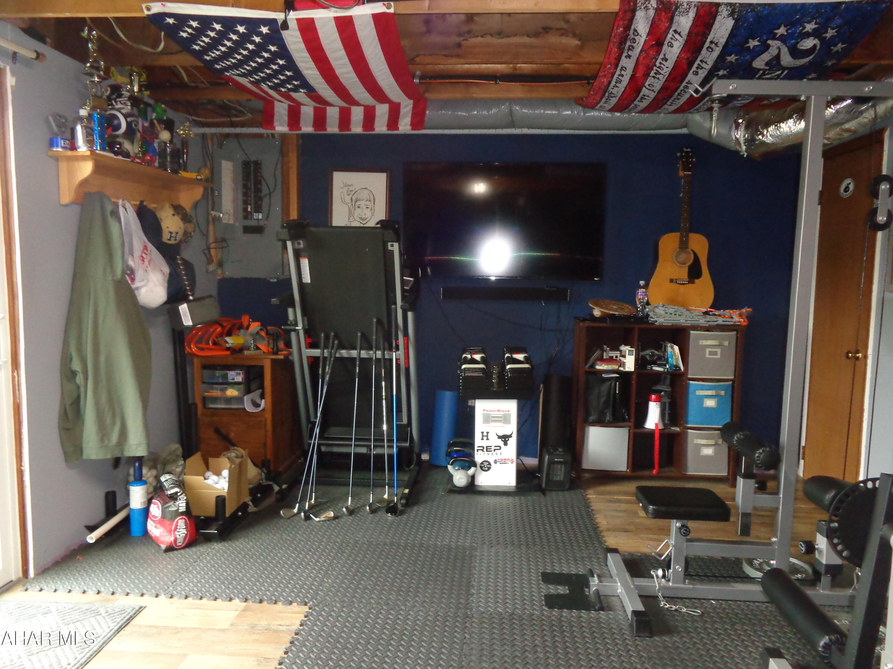 Maple Hollow - Residential