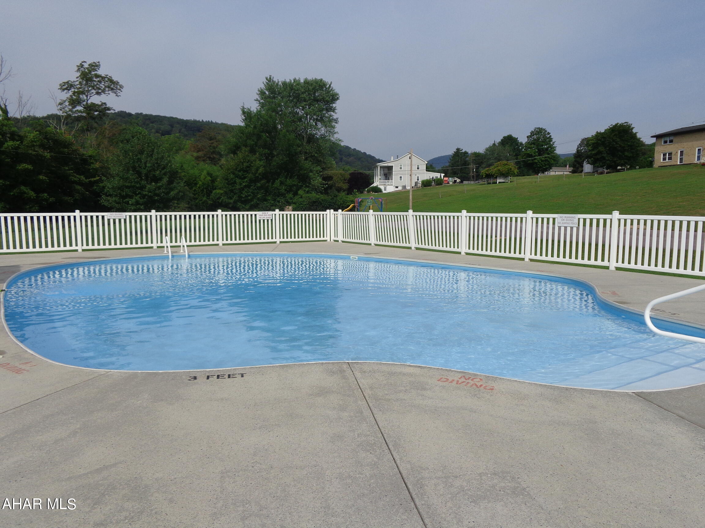 Maple Hollow - Residential