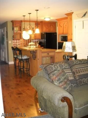 Glendale Yearound - Residential