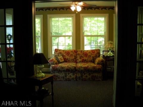 Glendale Yearound - Residential