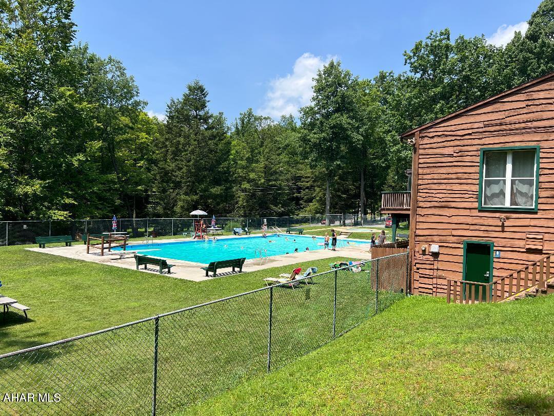 Glendale Yearound - Residential