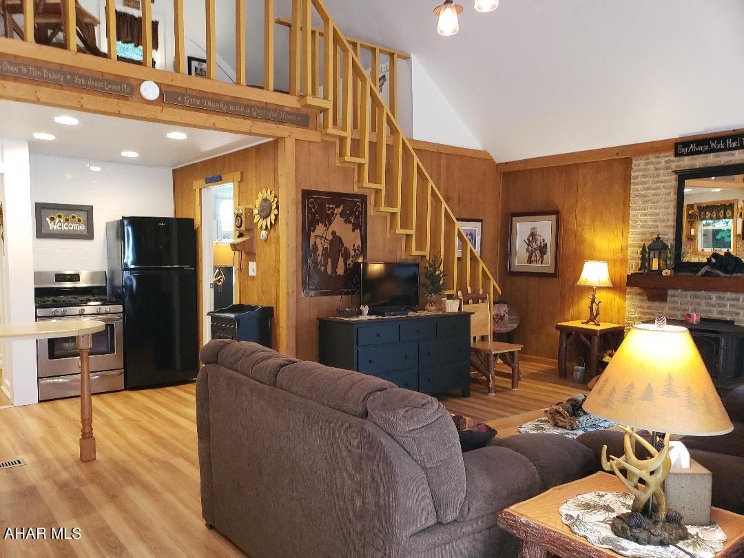 Glendale Yearound - Residential