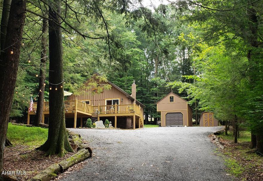 Glendale Yearround. Great getaway or year round home. Meticulous A-frame home with 2-bedrooms, 1-bath, fully furnished + new detached 2-story garage on .63 acres. Amenities include outdoor pool, basketball, horseshoe, tennis & fishing pond. Enjoy kayaking & boating. J-626