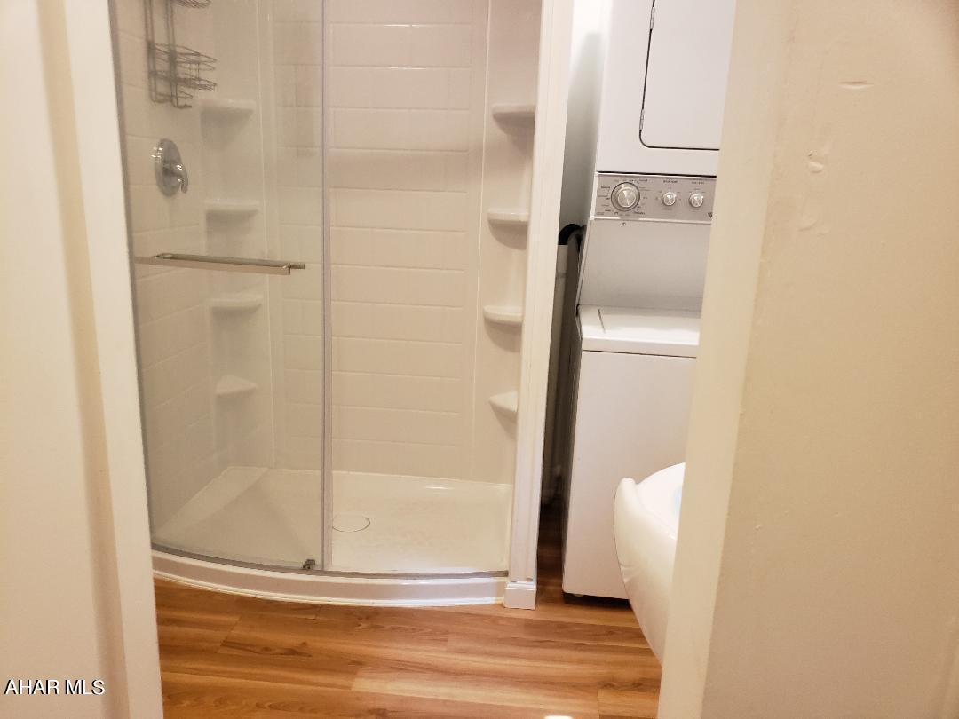 Glendale Yearound - Residential