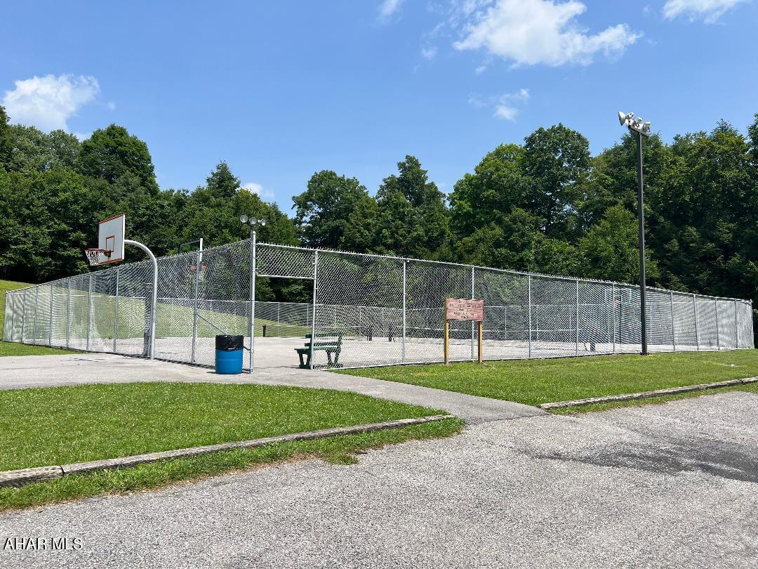 Glendale Yearound - Residential