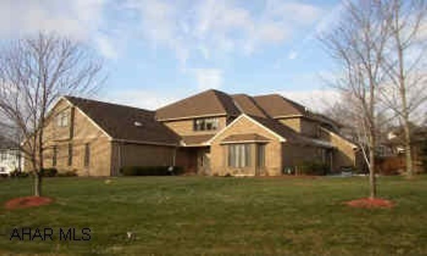 HICKORY FLOORS IN LIVING AND DINING ROOMS. NEW CORIAN COUNTERTOPS. SUNKEN FAMILY ROOM WITH FIREPLACE. FIRST FLOOR LAUNDRY & POWDER ROOM. MASTER BATH HAS NEW TILE SHOWER STALL.