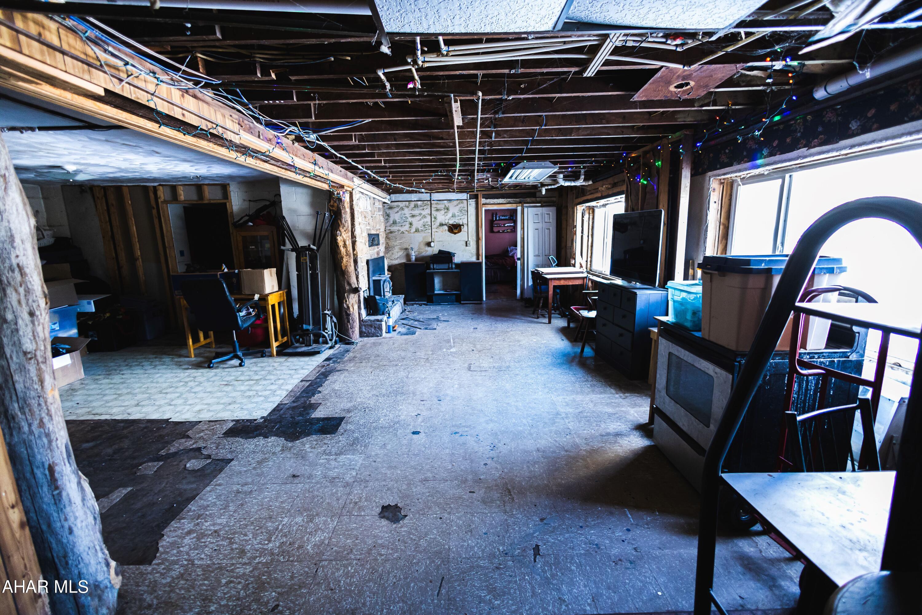 Unknown - Residential