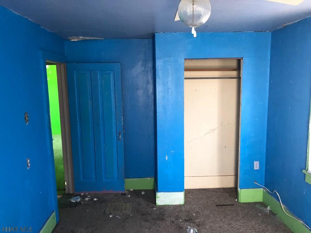 Unknown - Residential