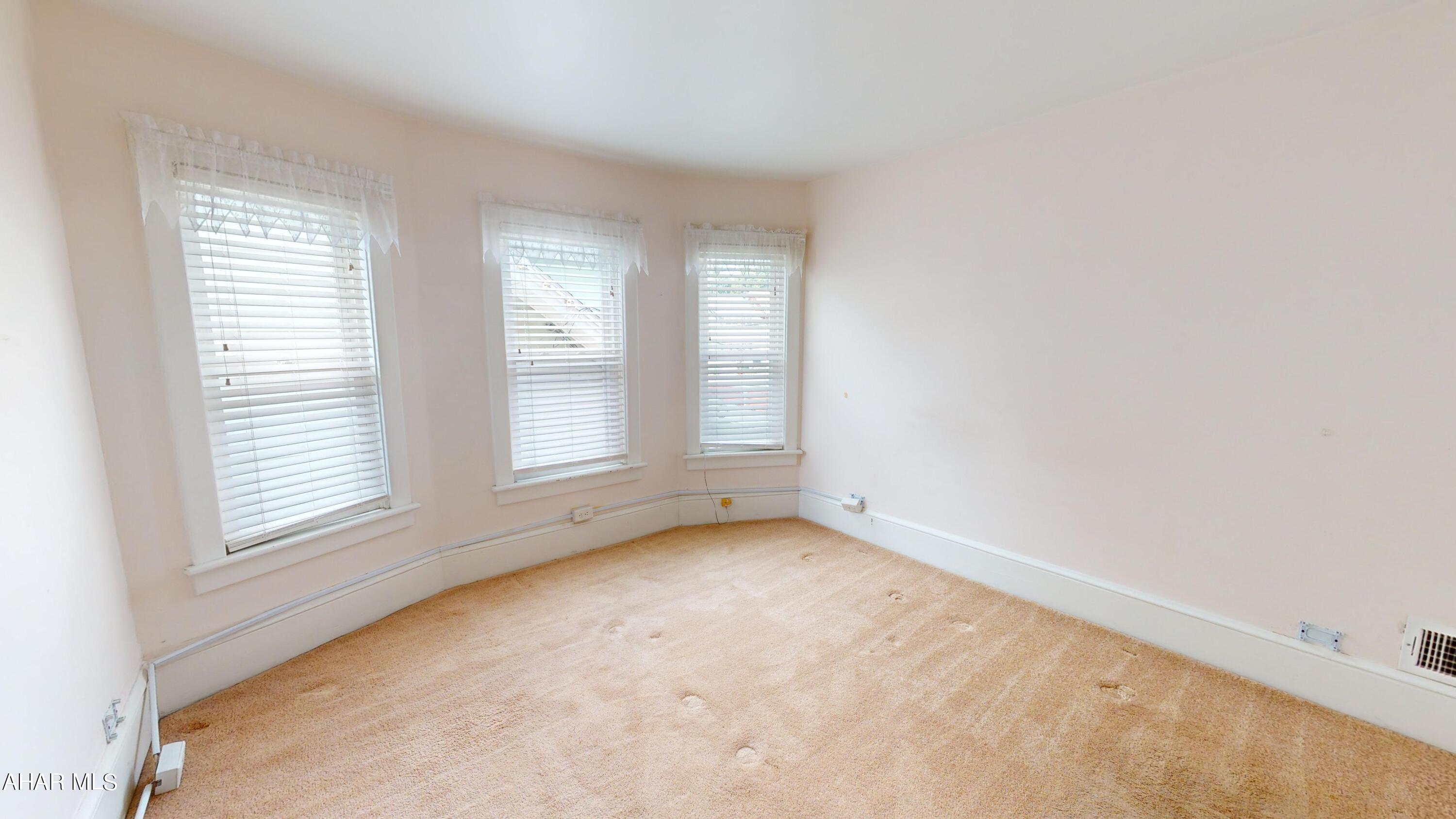 Juniata - Residential