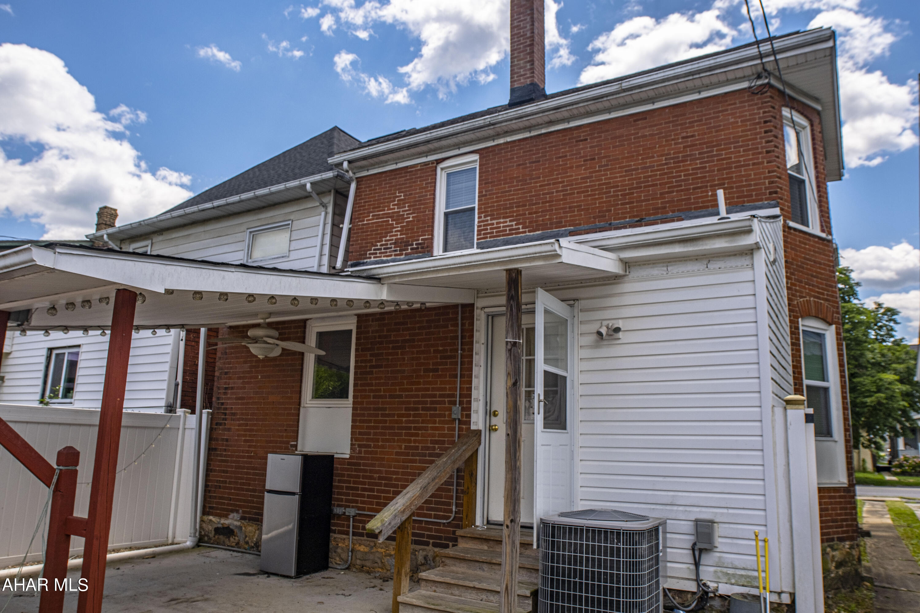 Juniata - Residential