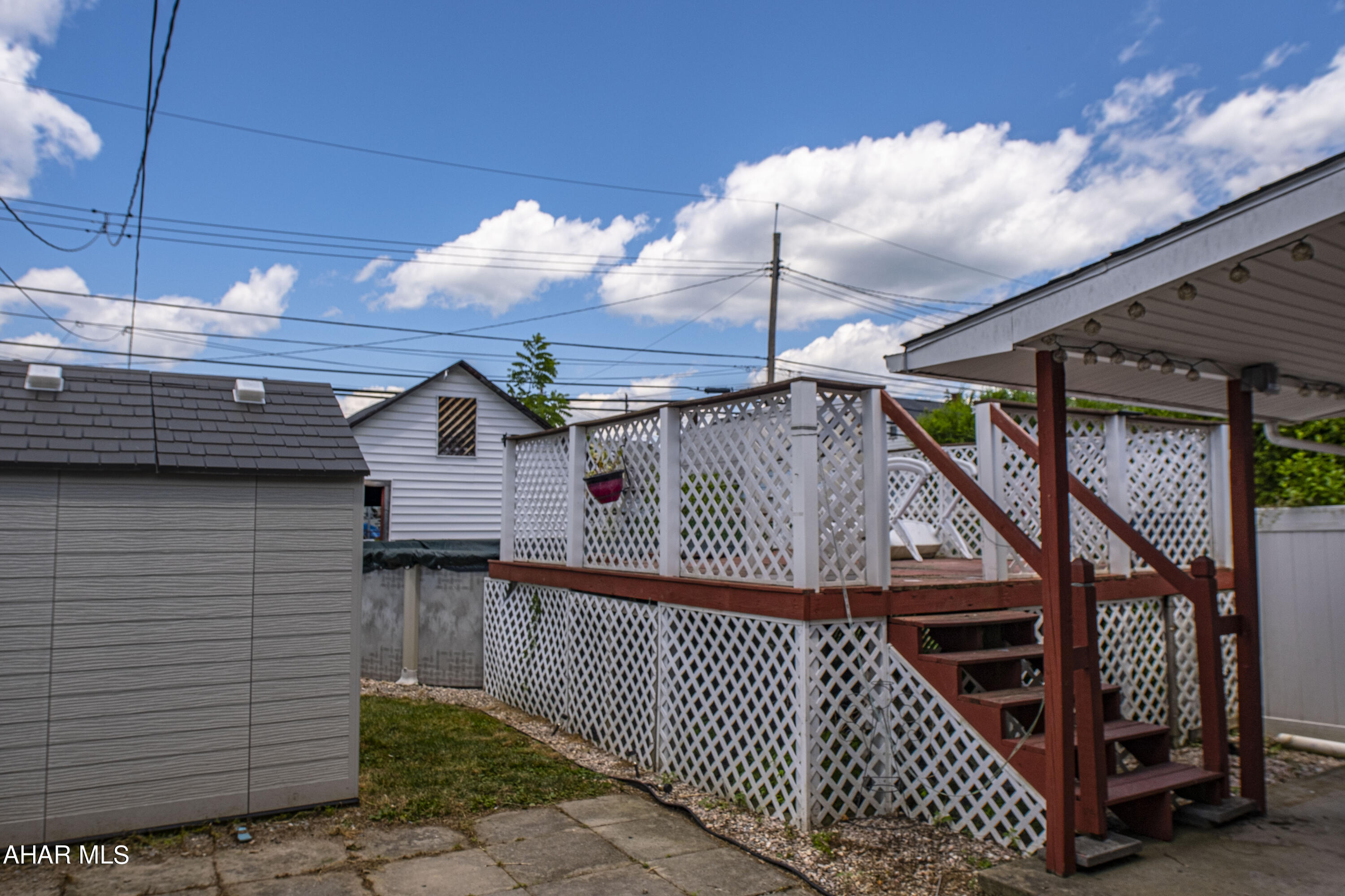 Juniata - Residential