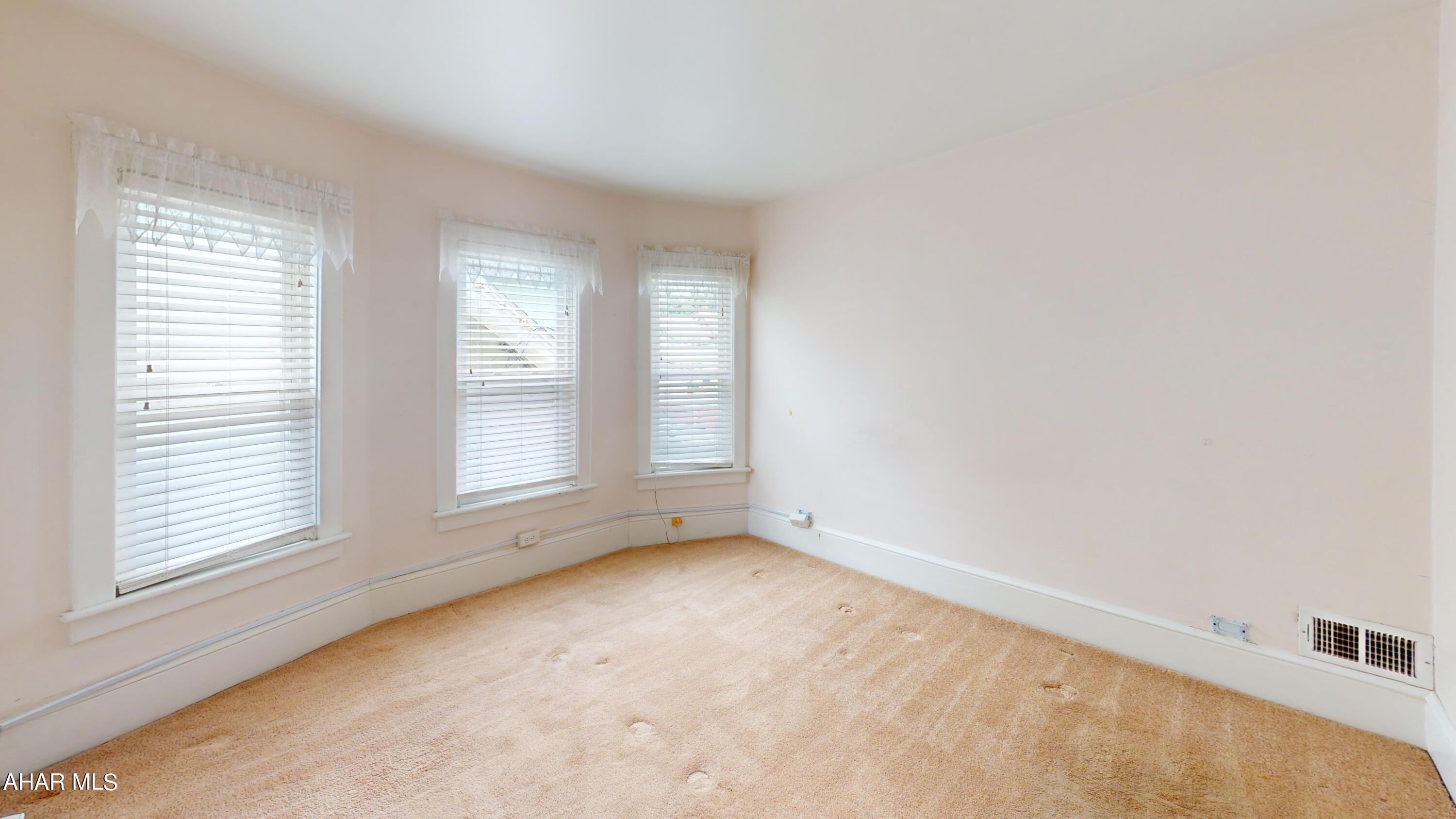 Juniata - Residential