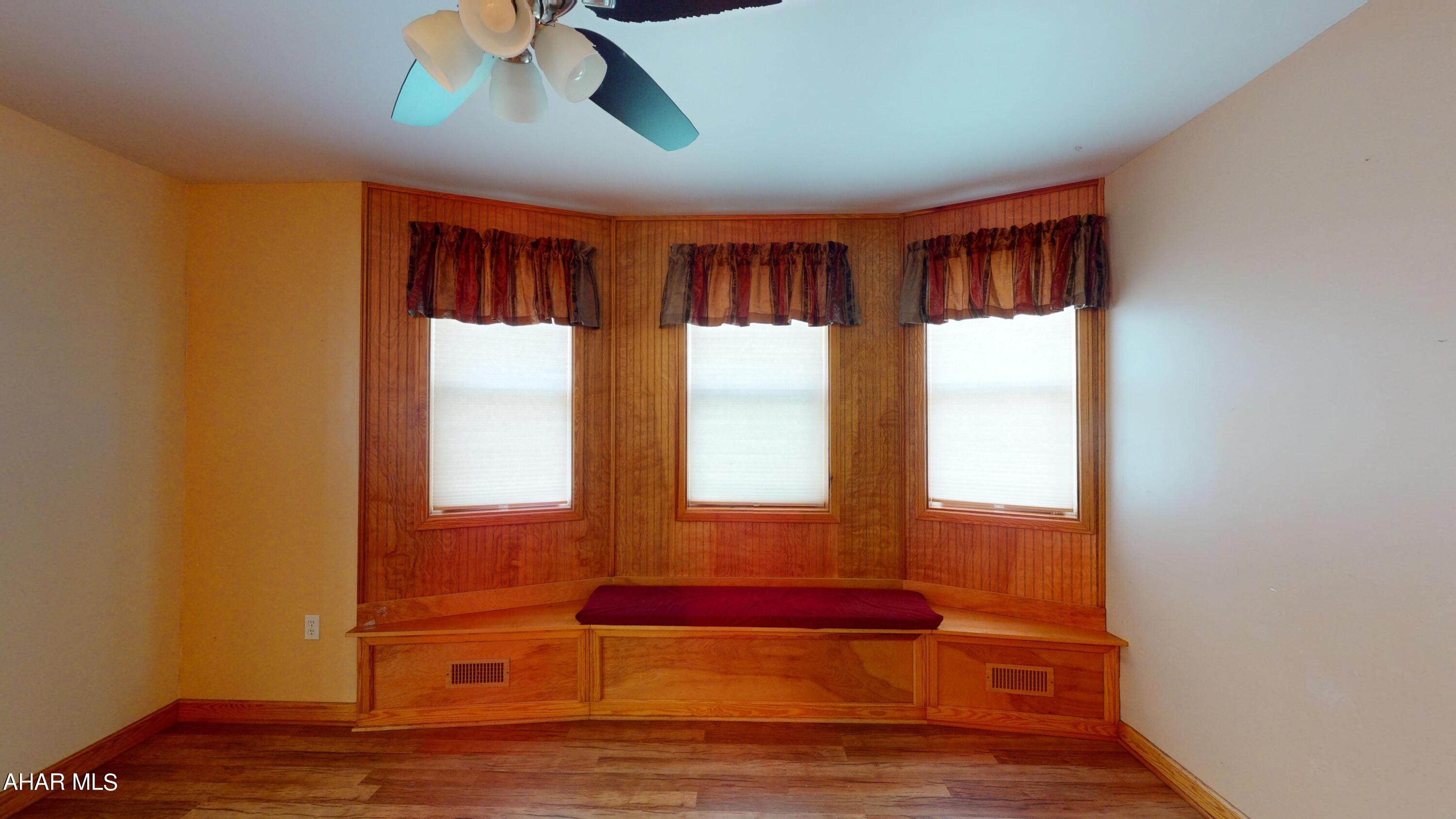 Juniata - Residential