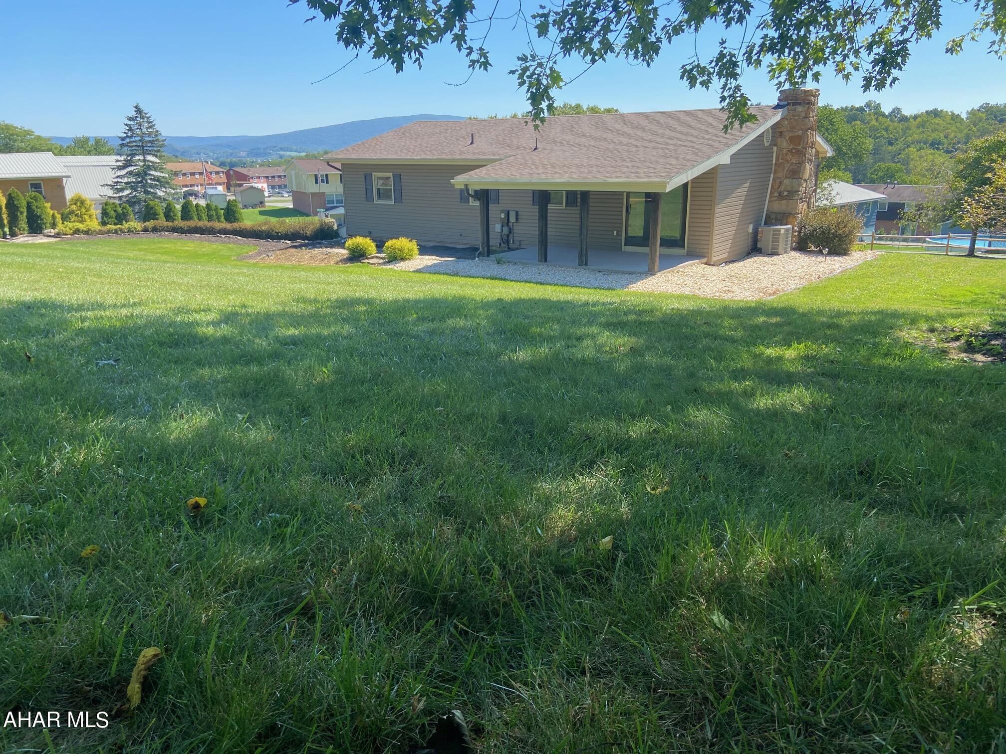 Maple Hollow - Residential