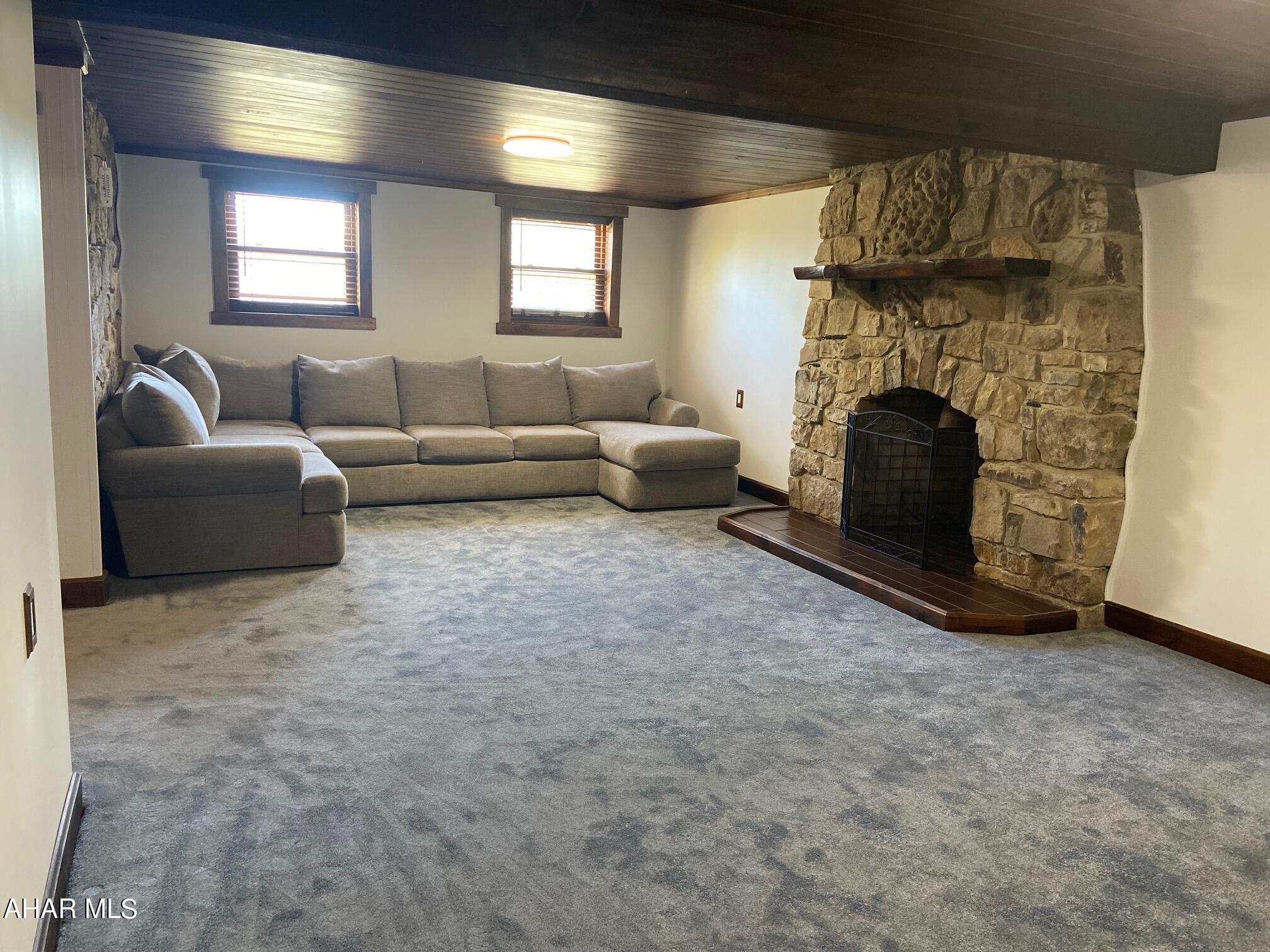 Maple Hollow - Residential