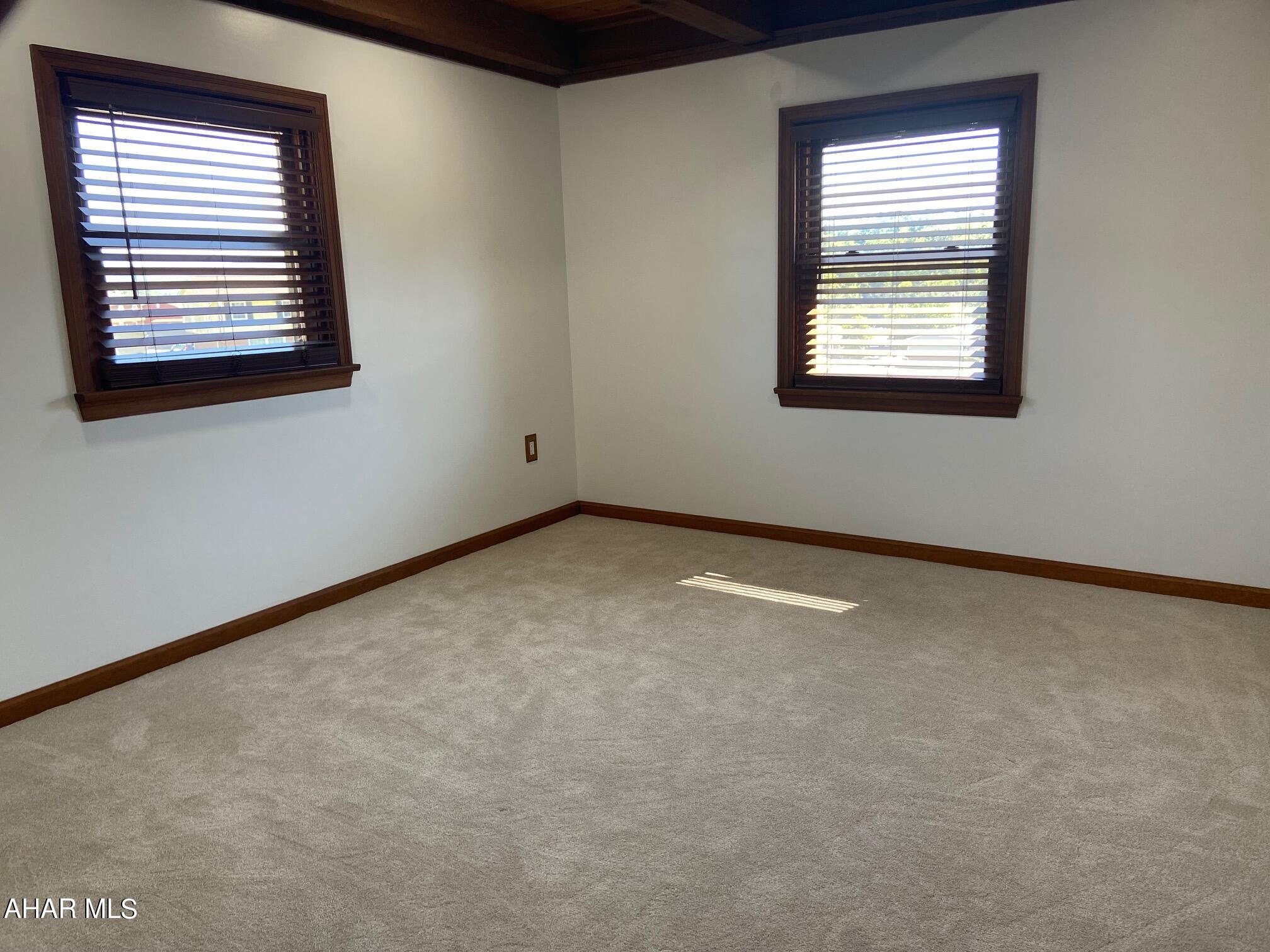 Maple Hollow - Residential