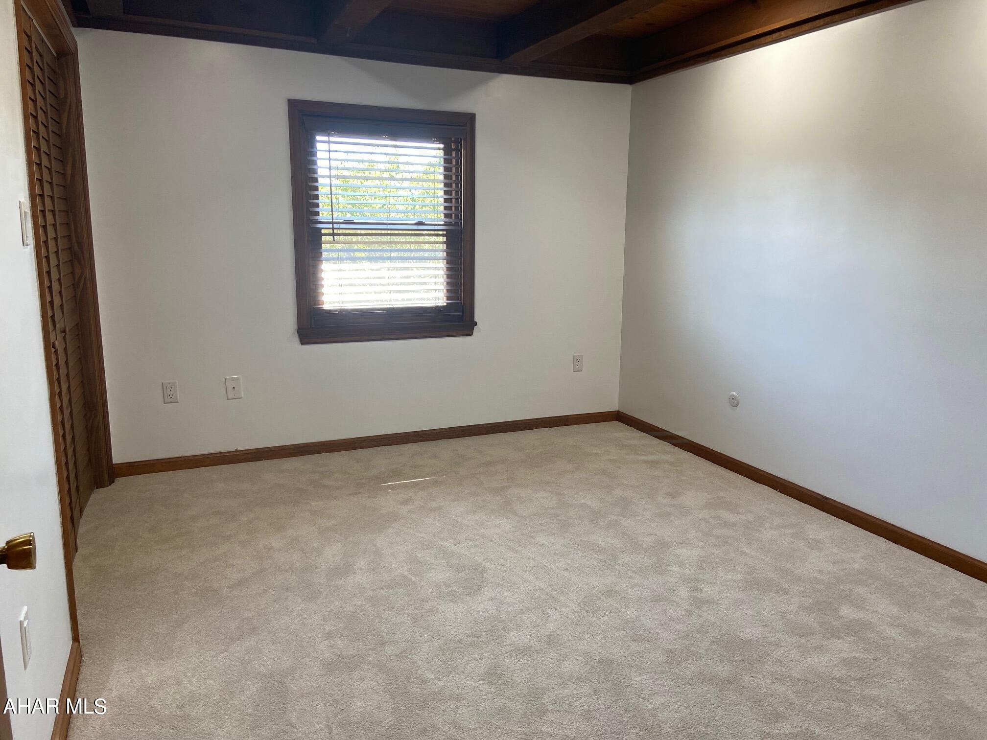 Maple Hollow - Residential