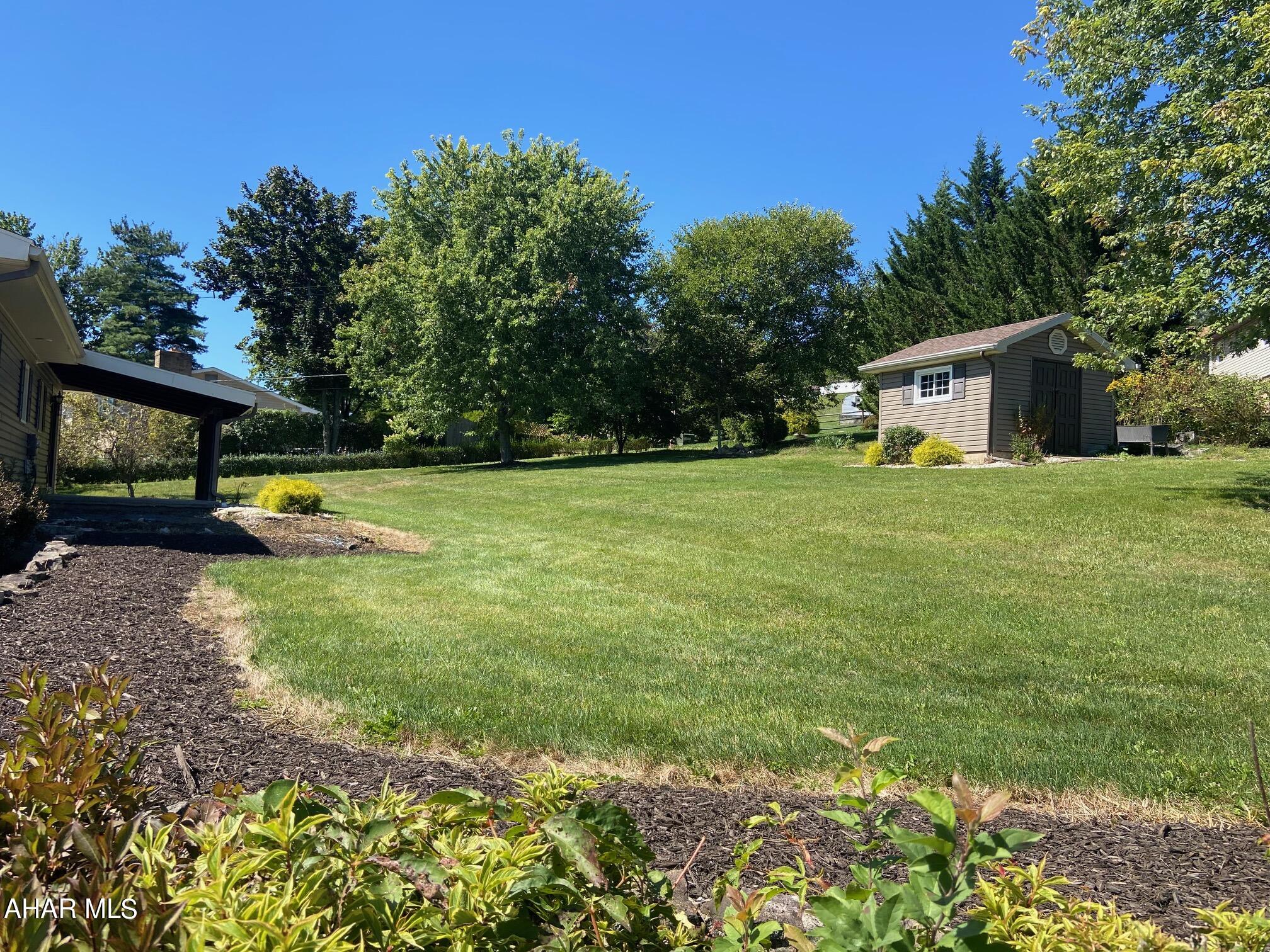 Maple Hollow - Residential