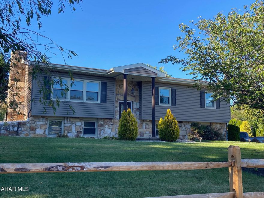 Beautiful and unique 3 bedroom home on a large corner lot. Two car integral garage. Remodeled kitchen, bath and family room in 2022. New flooring throughout. All new appliances included.