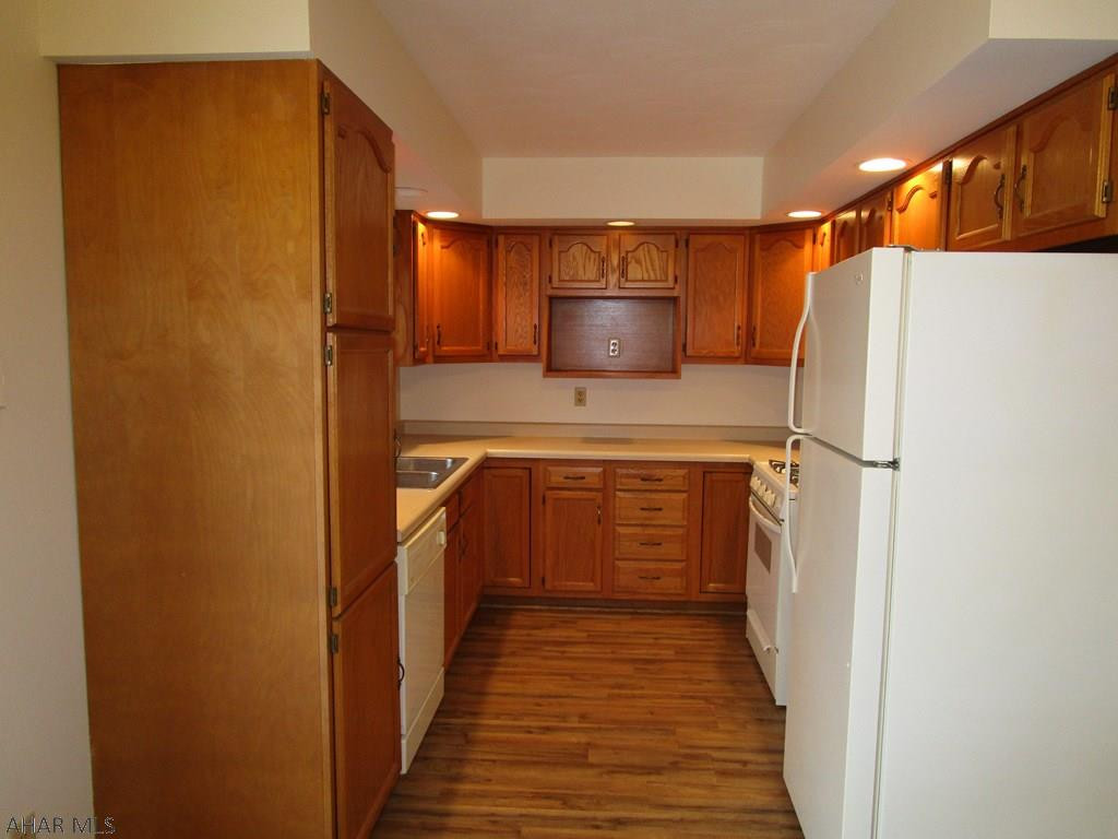 Juniata - Residential