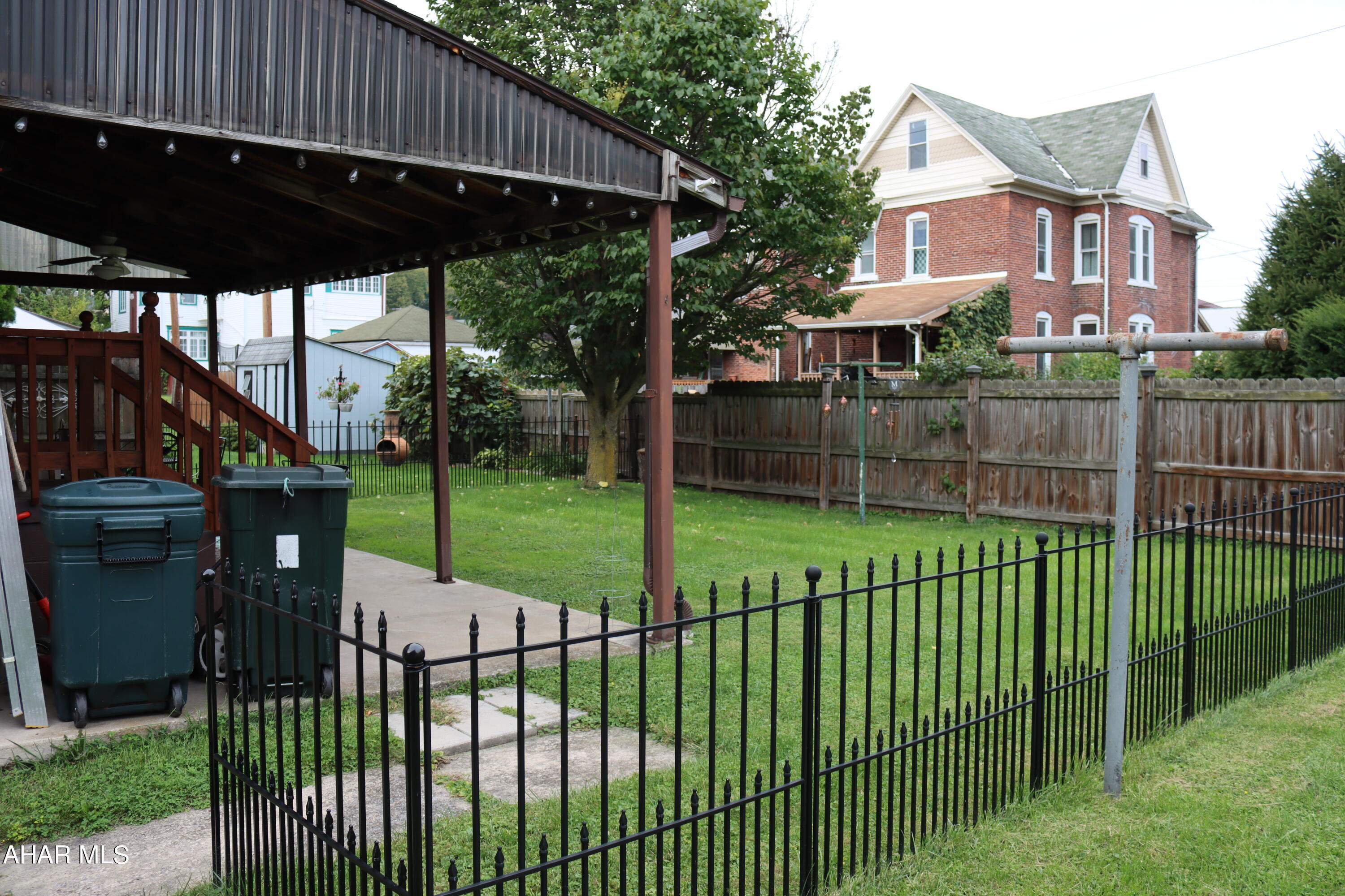 Unknown - Residential