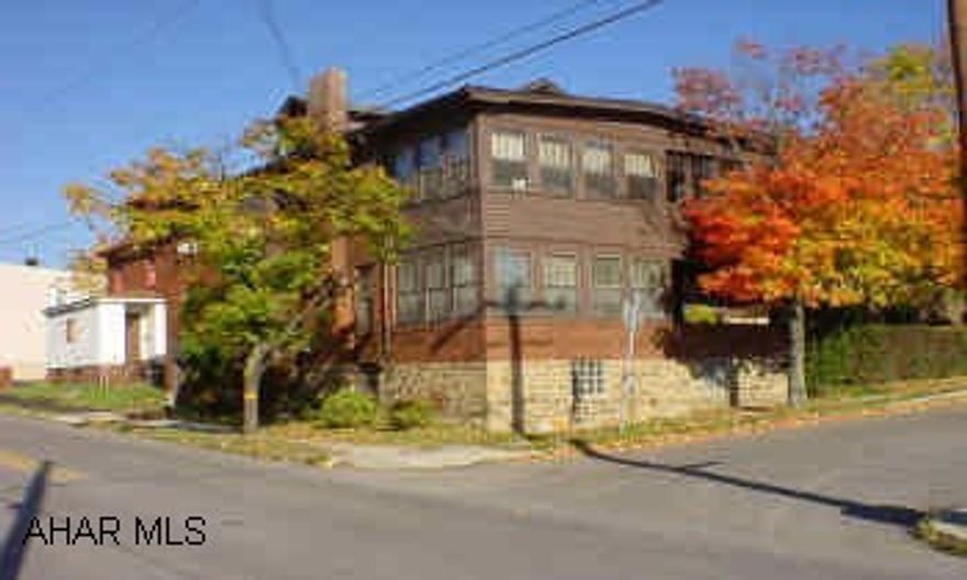 TWO FAMILY BRICK ON LARGE CORNER LOT.  LONG TERM TENANTS, GOOD CONDITION. TWO FAMILY BRICK ON LARGE CORNER LOT.  LONG TERM TENANTS, GOOD CONDITION.