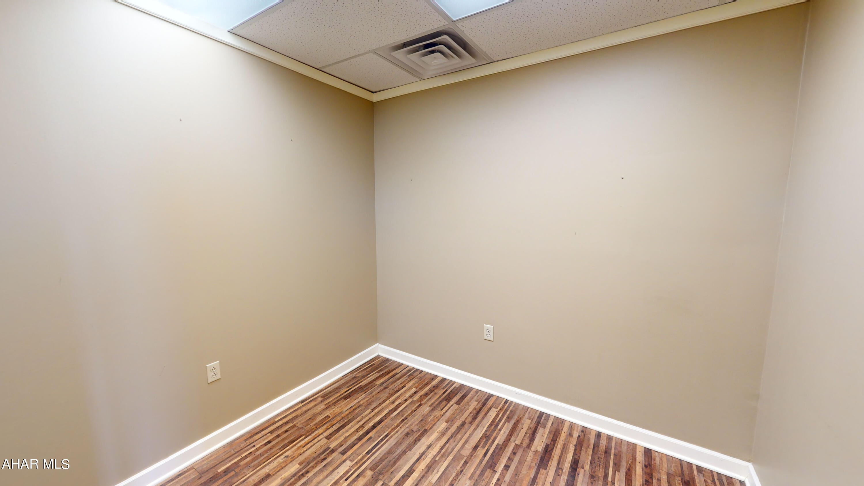 None - Commercial Lease