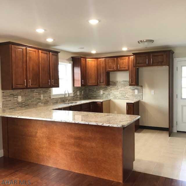 Church Hill Manor - Residential