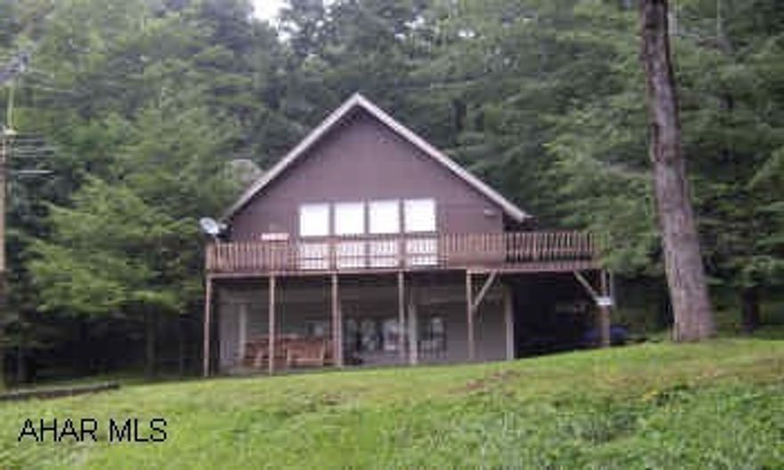 "A" FRAME DESIGN WITH SEPARATE ELECT. & KIT. ON GROUND LEVEL.  BLUE KNOB CHALET WITH 6 BEDROOM & 3 BATHS. "A" FRAME DESIGN, LR W/GAS FIREPLACE, FIRST FLOOR HAS WOOD BURNER AND ALL FURNITURE, APPLIANCES, AND COOKWARE ARE INCLUDED. GROUND FLOOR HAS SEPARATE ELECTRIC & KITCHEN FOR RENTAL PROPERTY.  1ST FLR CURRENTLY RENTED UNTIL 8/31/05.  TENANT PAID ANNUALLY PLUS HIS UTILITIES.