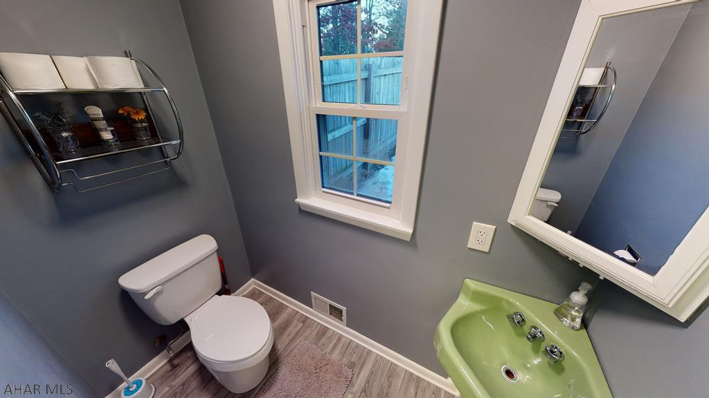 Holiday Manor - Residential