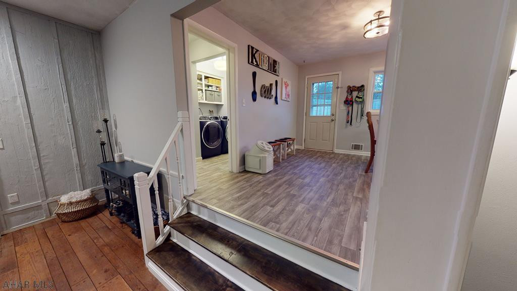 Holiday Manor - Residential