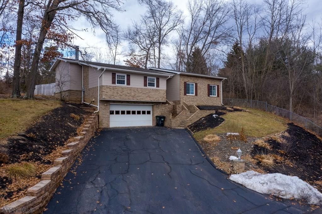 Holiday Manor - Residential