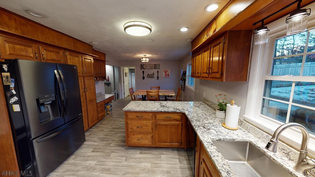 Holiday Manor - Residential