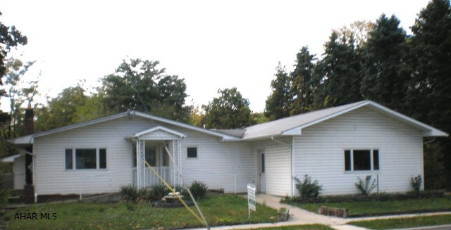 Llyswen - Residential