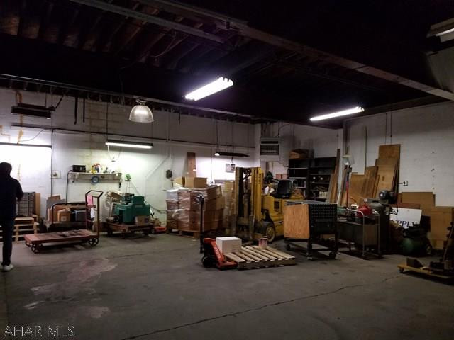 Unknown - Commercial Sale