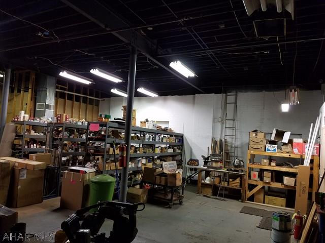 Unknown - Commercial Sale