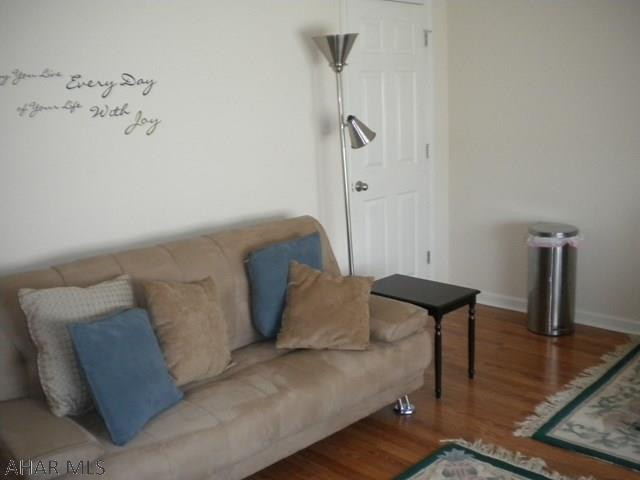 Rolling Hills - Residential