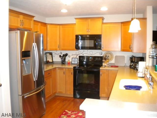 Rolling Hills - Residential